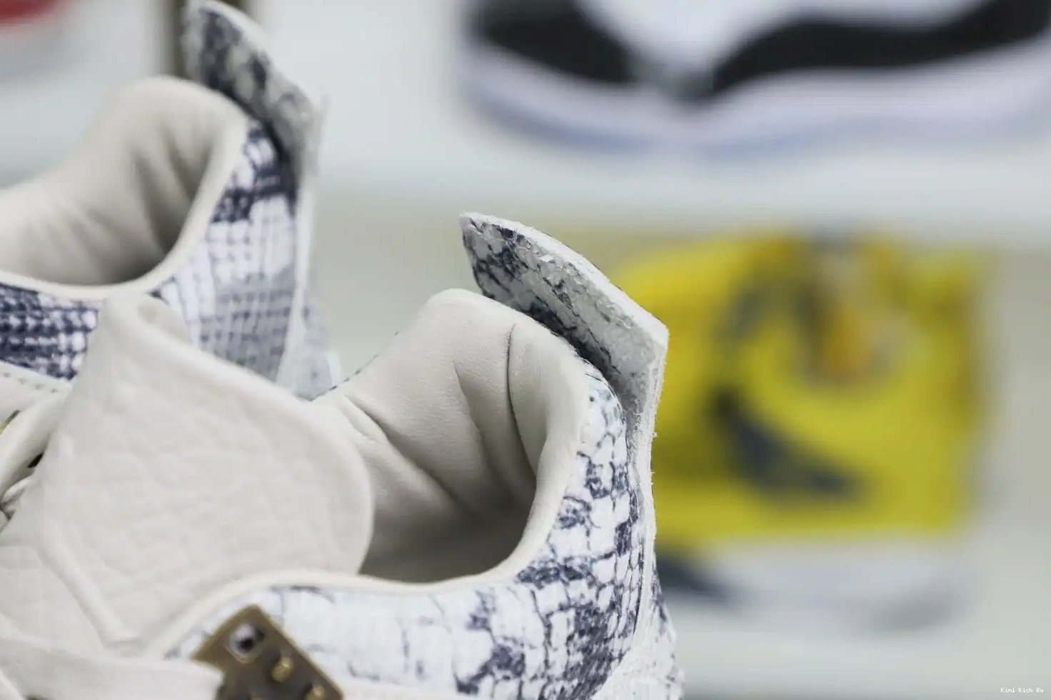 Jordan Air snakeskin Kimikick retro Jordan 4 0718